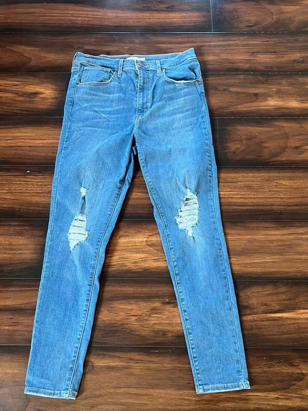 Levi's Mile High Super Skinny Distressed High Rise Jeans Size 31